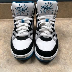 Nike Flight 13’ MID